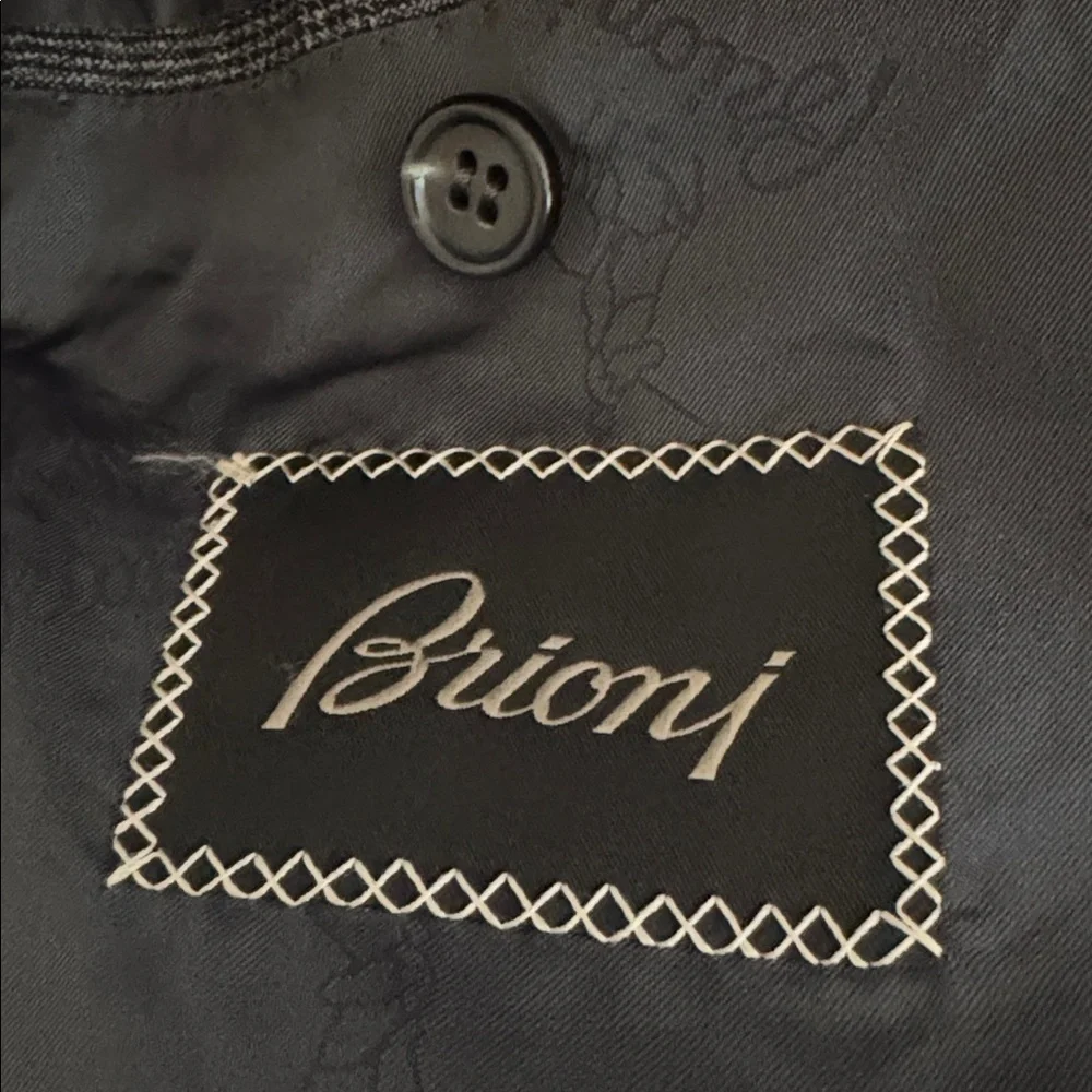 BRIONI Sport Coat Blazer Men’s 48R 38R Grey Virgin Wool Italy Plaid Check 160’s
